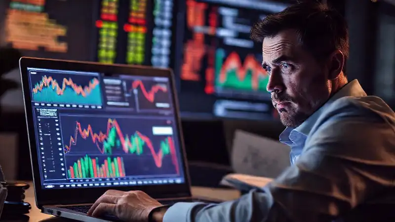 El empresario se siente confundido por las finanzas digitales