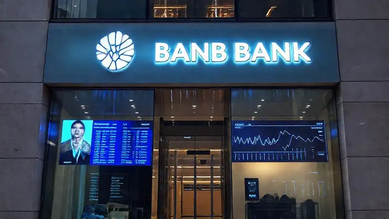 El banco exhibe datos y confianza digital